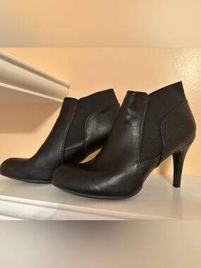 Women's Black Ankle Booties Sleek High Heel